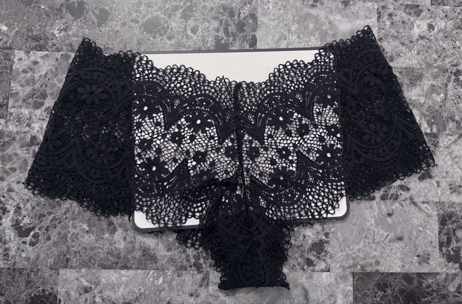 NWT VICTORIA’S SECRET M BLACK CROCHET FLORAL LACE RARE SHORTIE BOYSHORT PANTIES