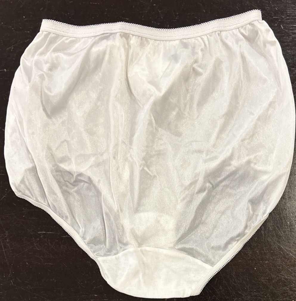 Vintage COTILLION LAURA GAYLE SATIN BRIEF SILKY Granny PANTY Size 6 NEW White
