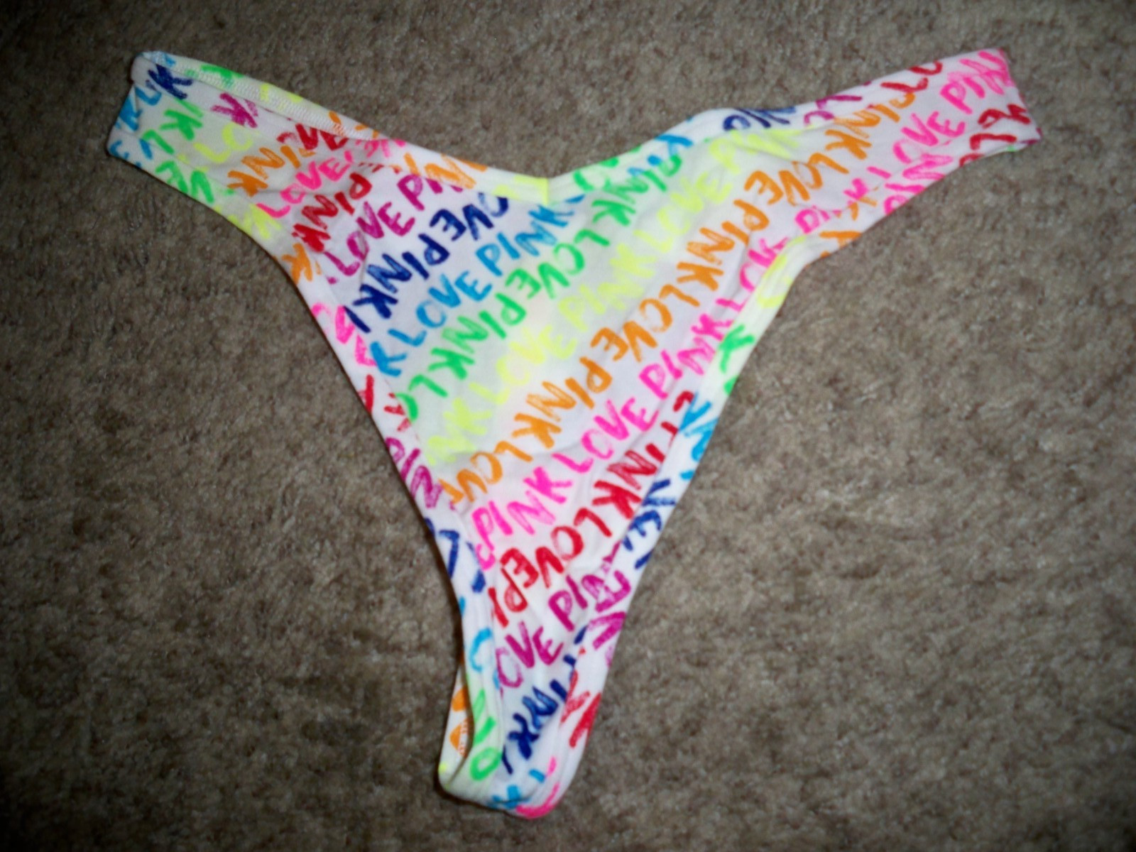 VICTORIAS SECRET THONG LOGO MULTICOLORED LARGE NEW