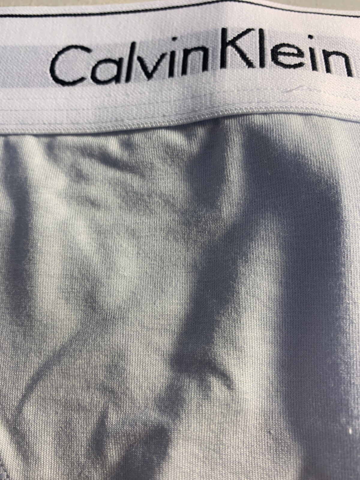 Calvin Klein Women’s Thong Size Large White Cotton Modal Elastane NEW