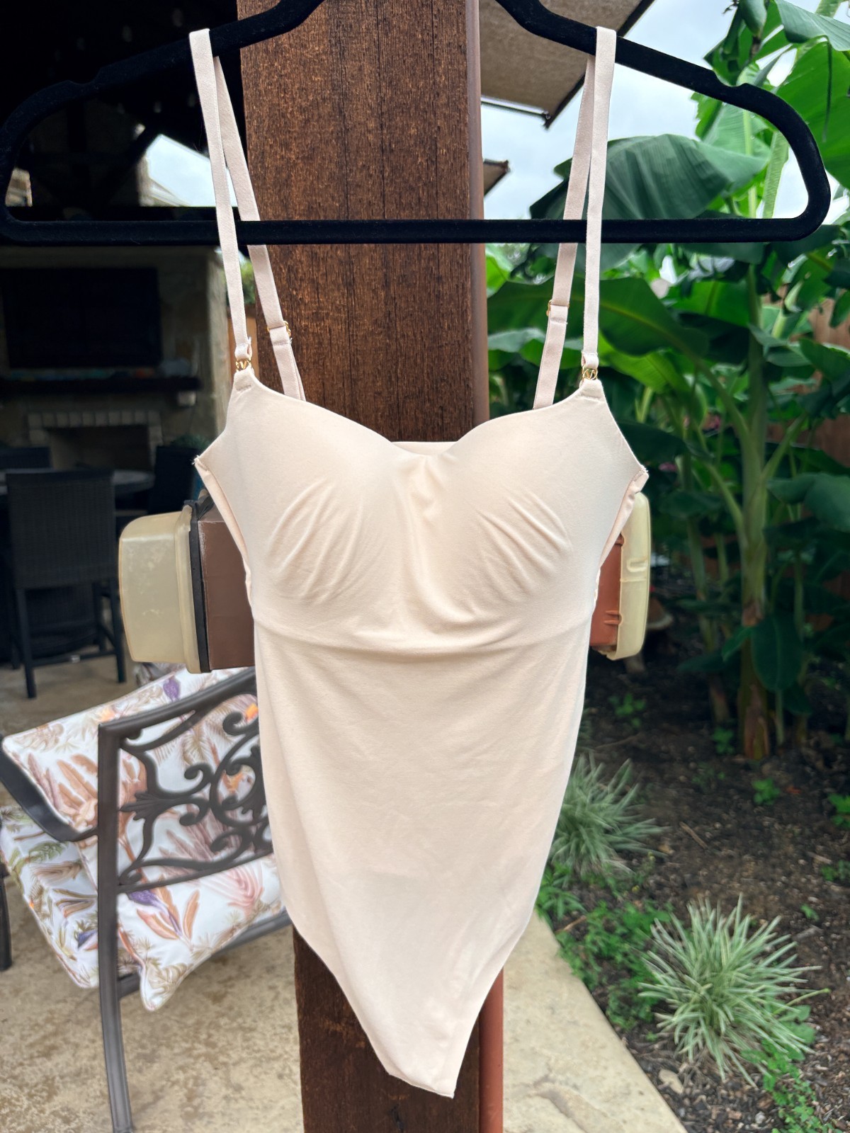 Victoria’s Secret Body Suit Small Nude Wireless Thong Feather Soft Shape Wear