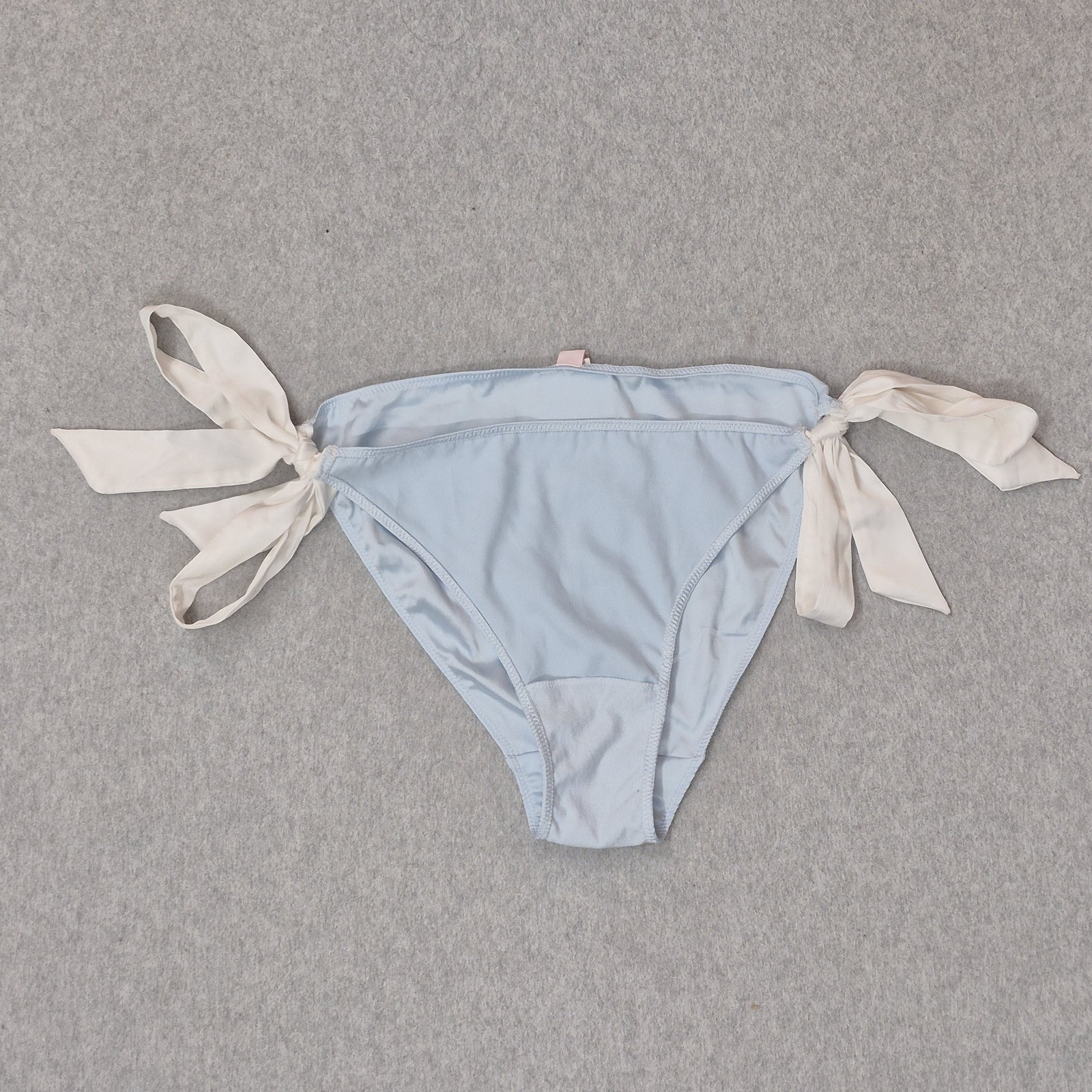 Victoria’s Secret Women Panty Medium Blue Tease CheekyBow Logo Satin NWT