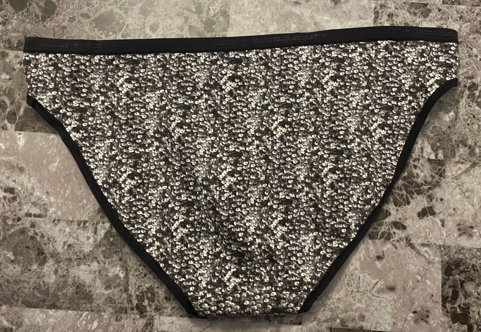 NWT VICTORIA’S SECRET XL GRAY SEQUIN PRINT LOGO WAISTBAND RARE BIKINI PANTIES