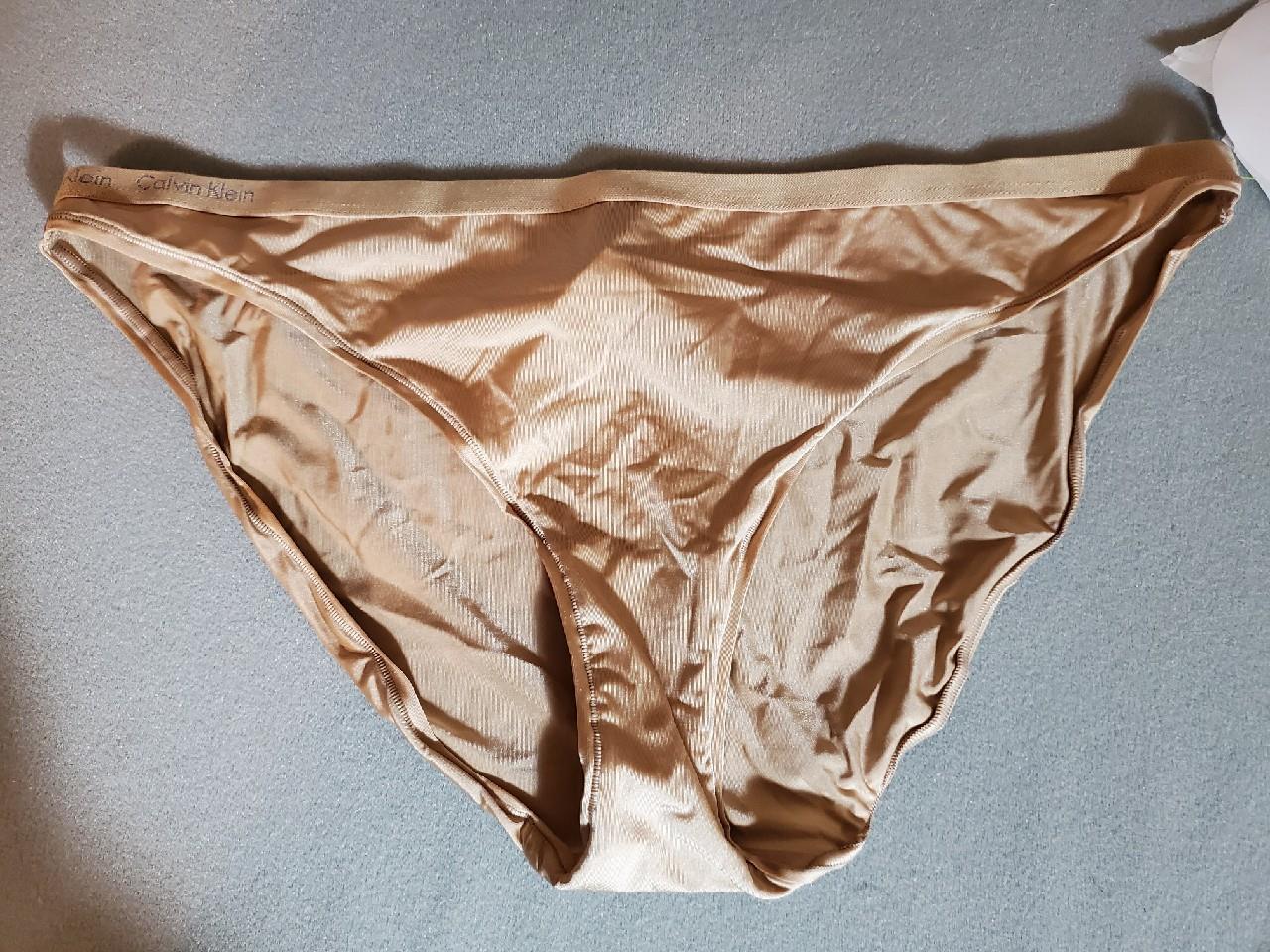 NWT CALVIN KLEIN BIKINI PANTIES NYLON/LYCRA MICROFIBER F3229 nude L