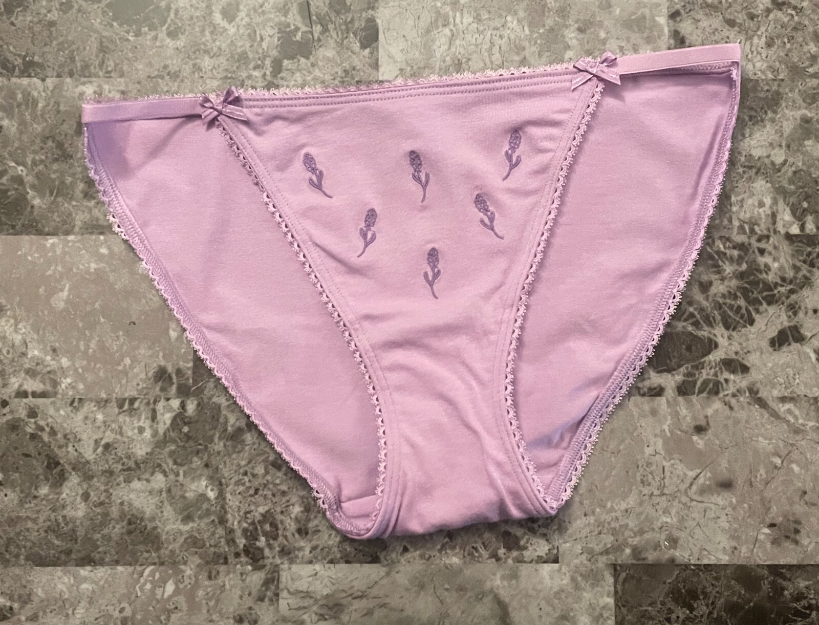 NWT VICTORIA’S SECRET LAVENDER EMBROIDERED PURPLE FLORAL STRING BIKINI PANTIES