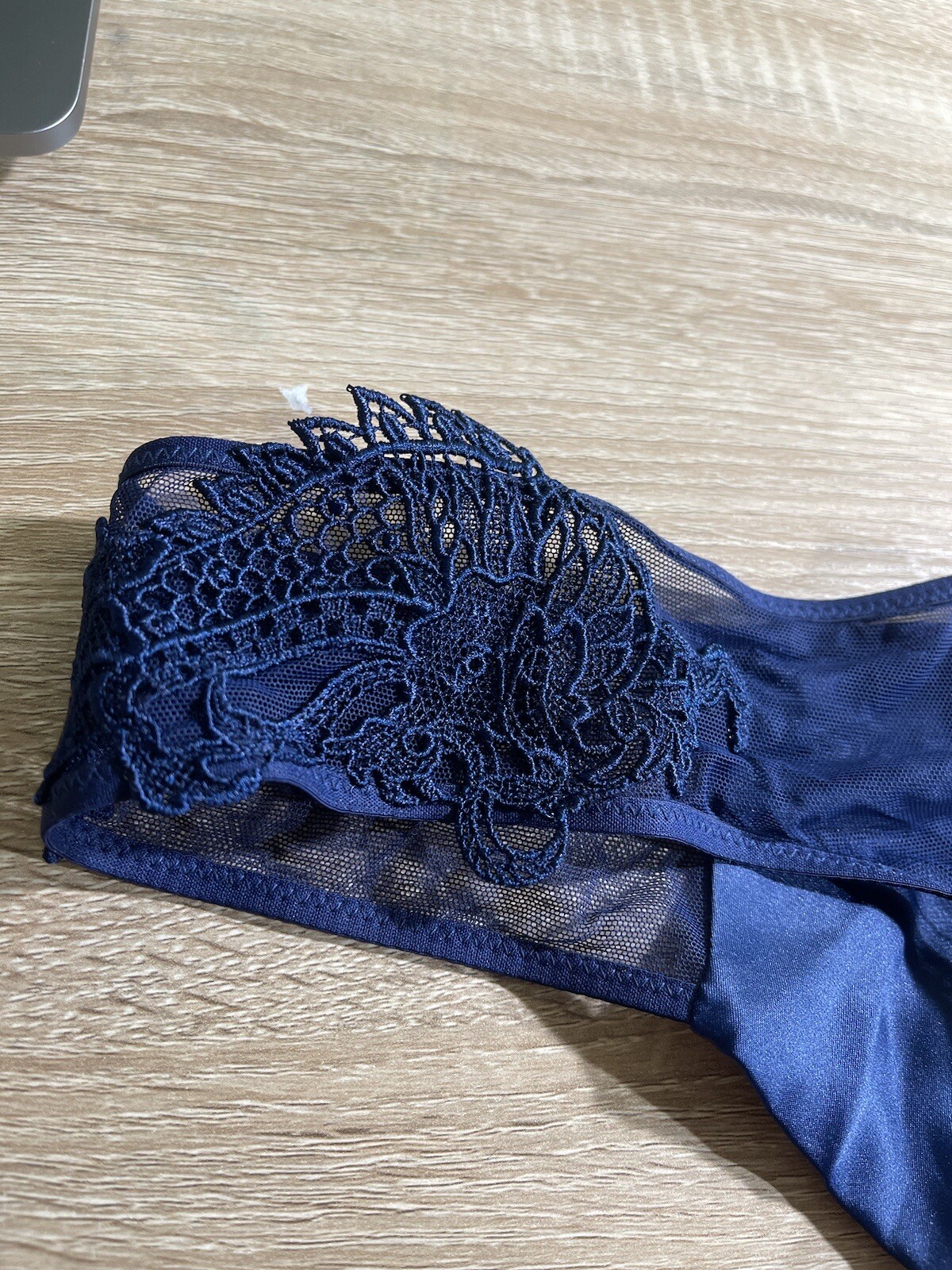 NWT VICTORIA’S SECRET – Navy Blue – Satin- Mesh – Floral Detail – S – MSRP: $44