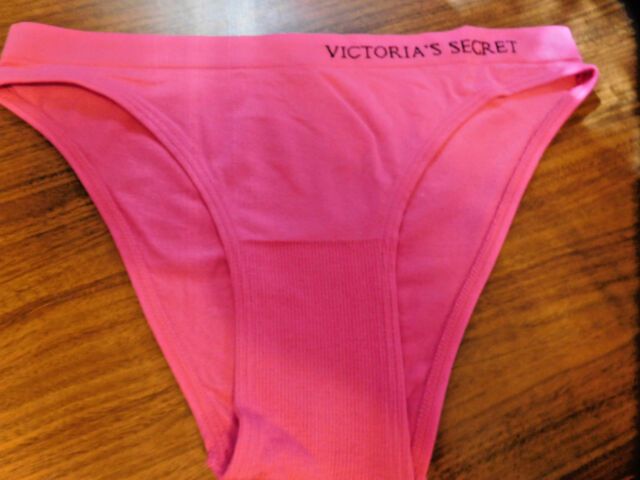New Victoria’s Secret Great Fitting💚💗Cheekini💚Size XS, S