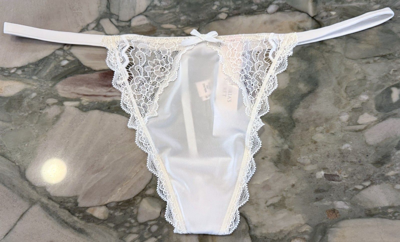 NEW Victoria Secret Dream Angels Lace Trim V-string – Coconut White – XL or XXL