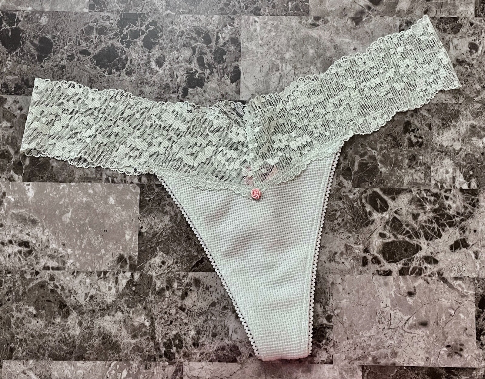 NWT VICTORIA’S SECRET L MINT AQUA GREEN ROSE WAFFLE THERMAL LACE THONG PANTIES