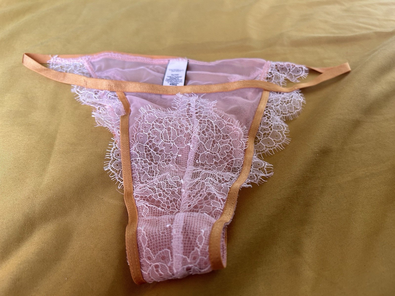 Victorias Secret Itsy/Mini Panties M 170/72A NWOT New Without Tags OBO
