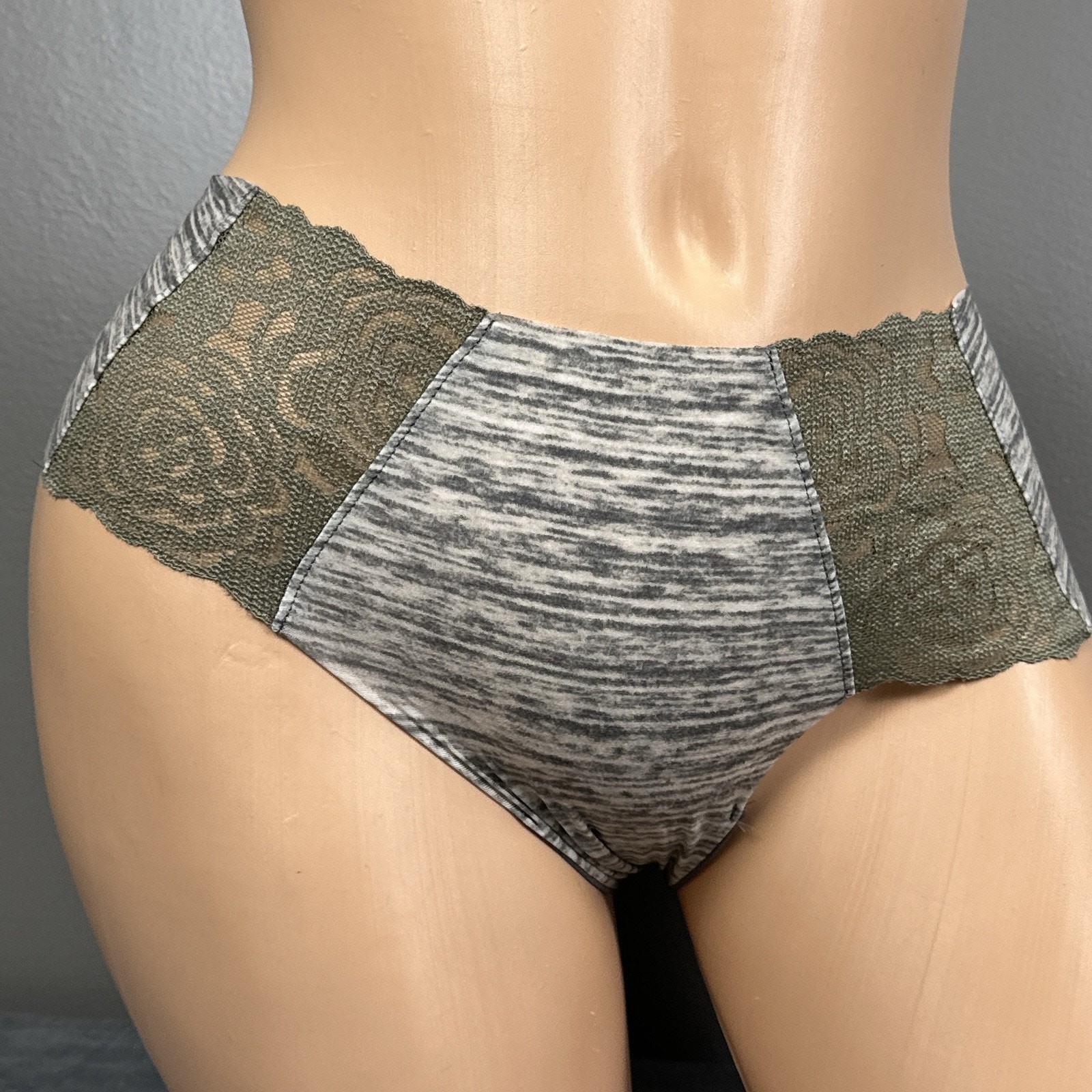 Victoria’s Secret PINK Hipster Panty Size Medium Stretch Lace Green Heathered