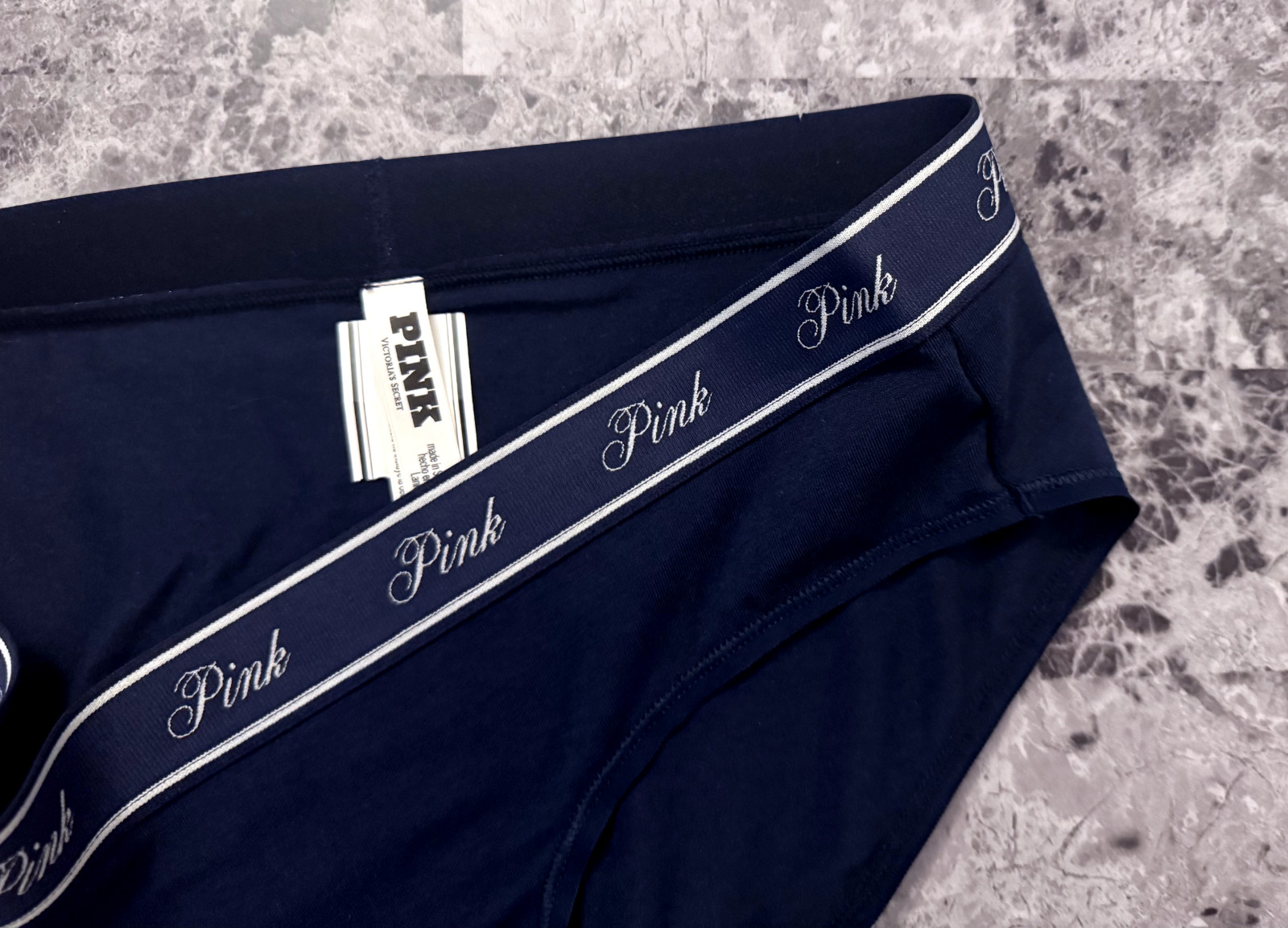 NWT VICTORIA’S SECRET PINK M NAVY BLUE THICK LOGO WAISTBAND HIPHUGGER PANTIES