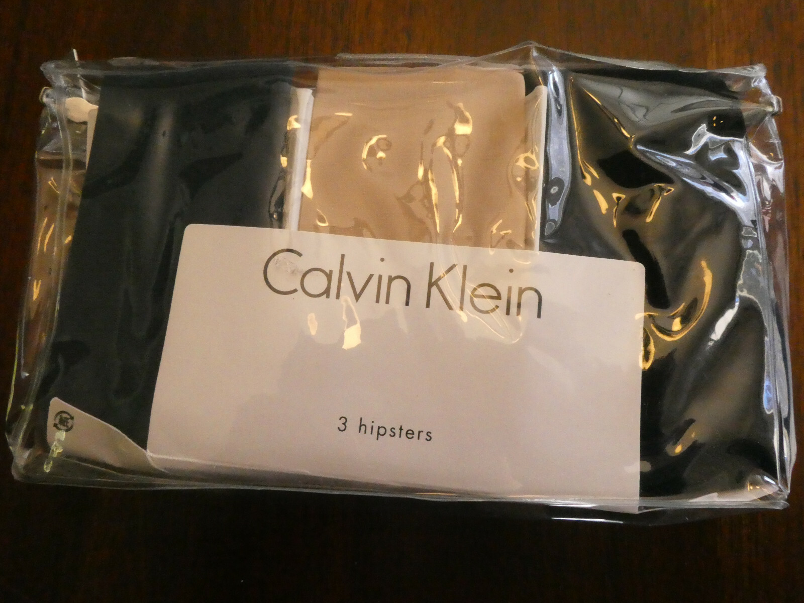 CALVIN KLEIN 3-PACK SEAM-FREE HIPSTER BLACK/ NUDE PANTIES SIZE MEDIUM NEW