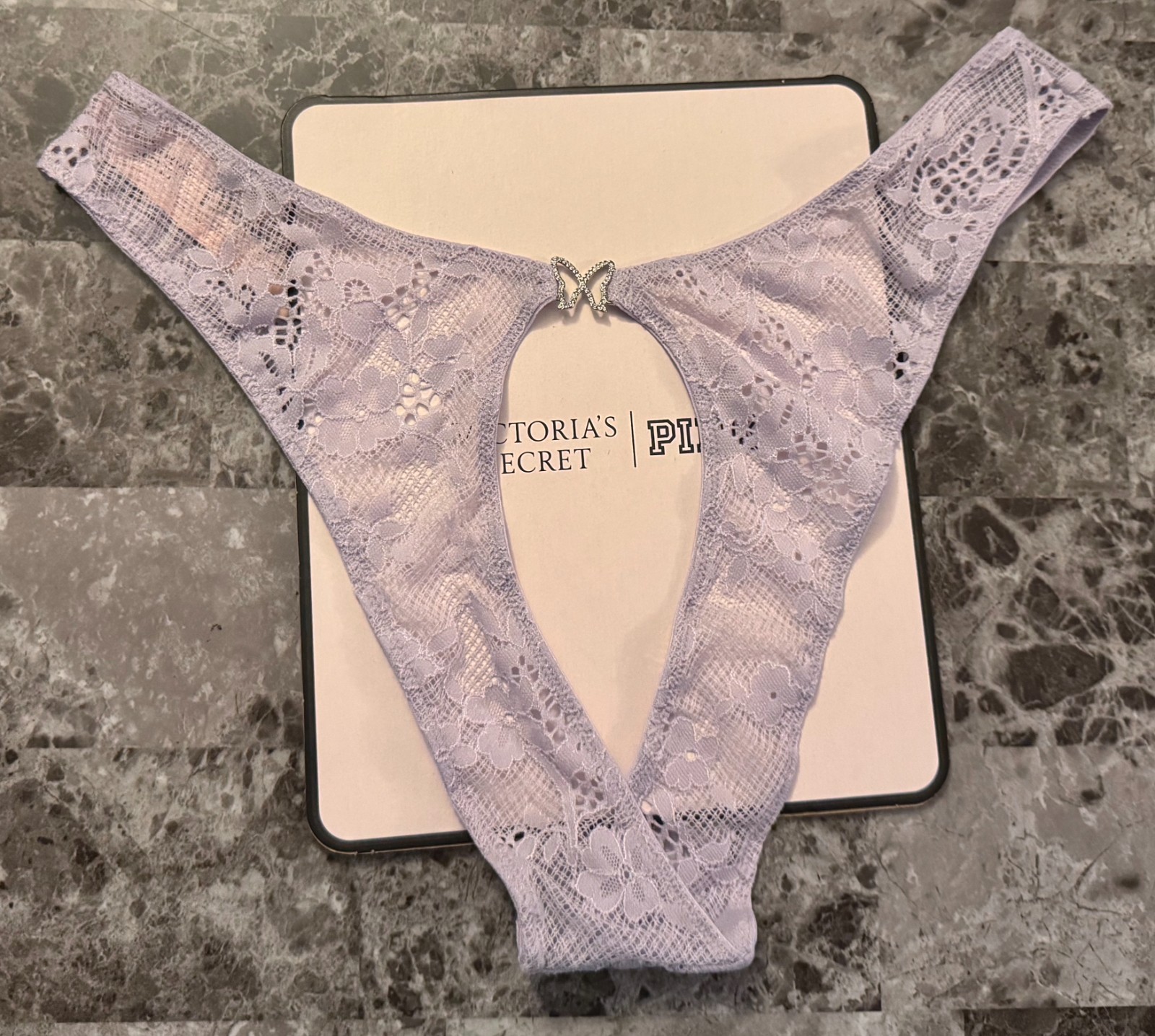 NWT VICTORIA’S SECRET M LAVENDER LACE CUTOUT BUTTERFLY BRAZILIAN CHEEKY PANTIES