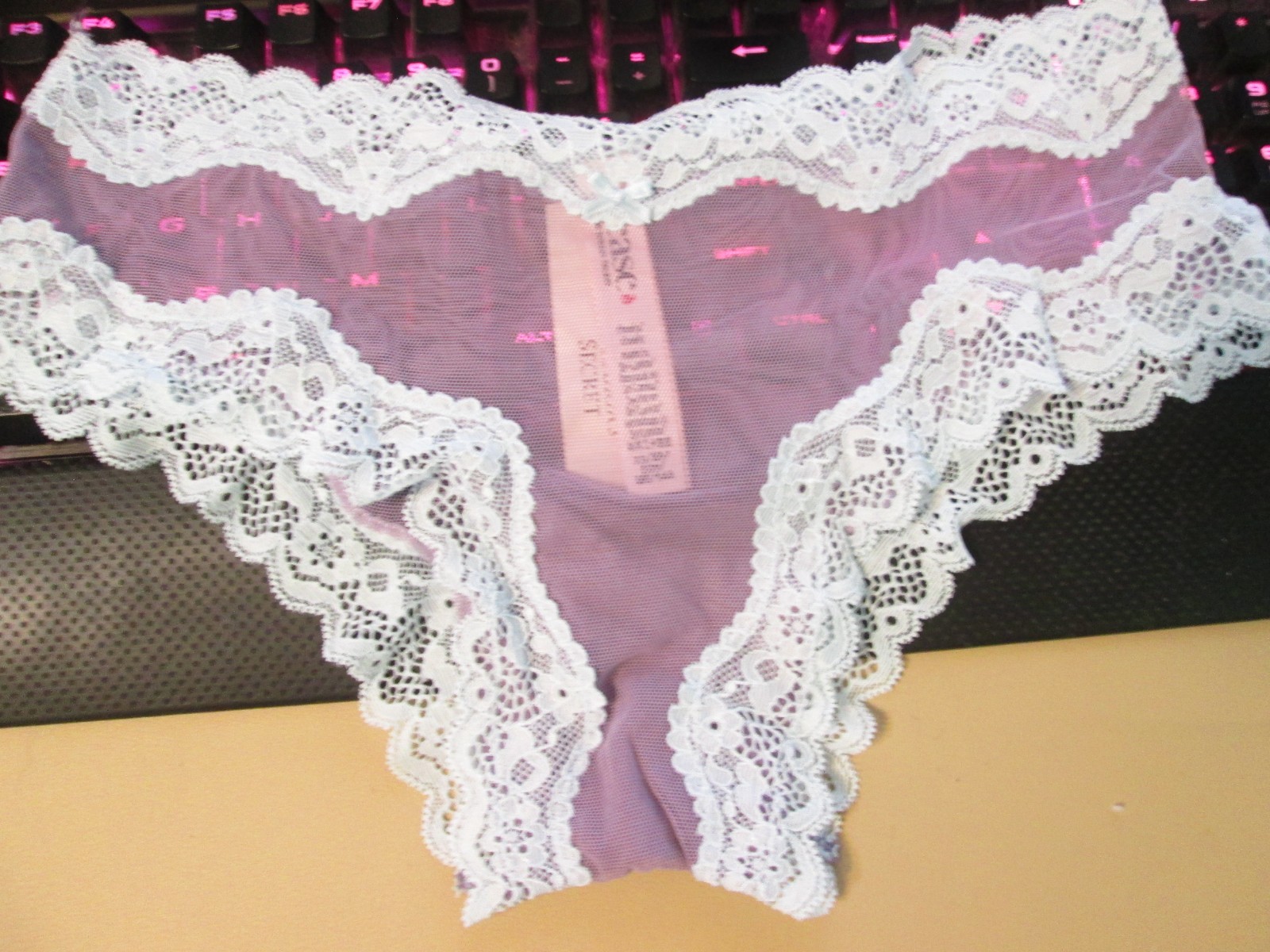 New Victoria’s Secret🎀💲Discounts on 2+💲🎀XS, S, M,L, XL🎀Cheeky