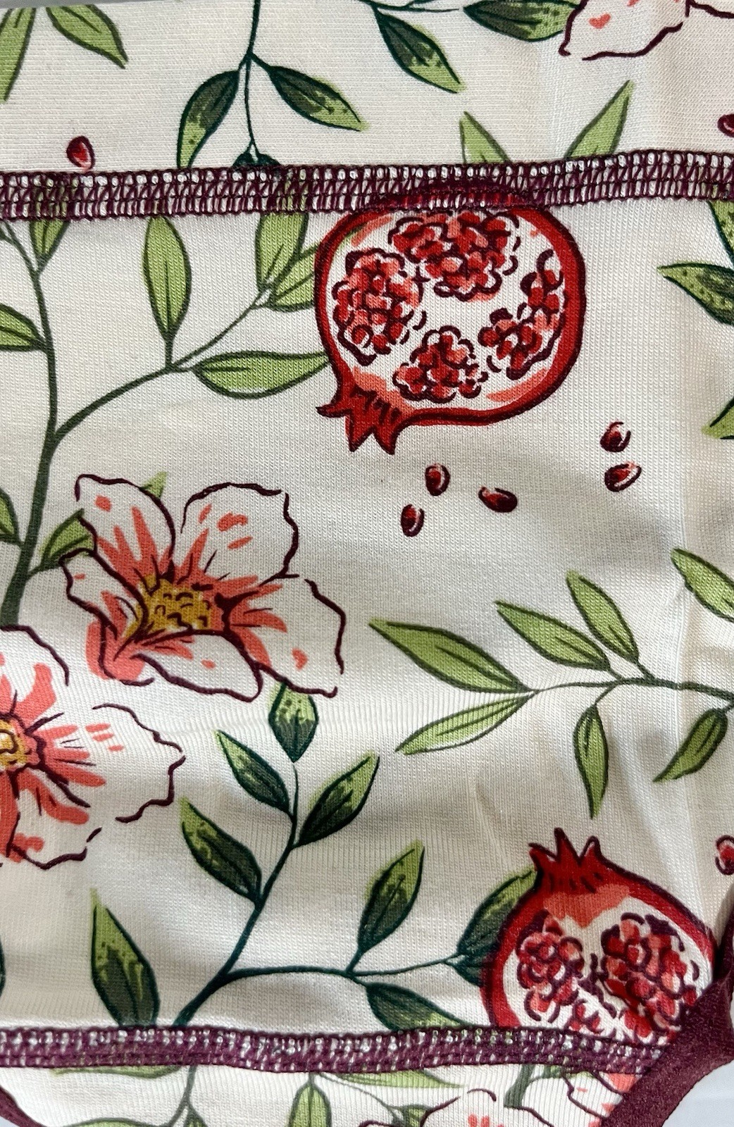 Duluth Women’s Dang Soft Mid Rise Thong/Pomegranate Floral Print SMALL (6-8)