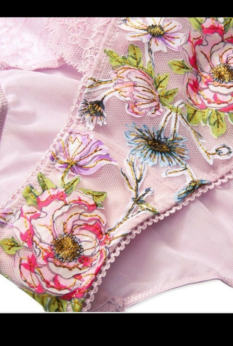 Victoria’s Secret Panty size M floral embroidered