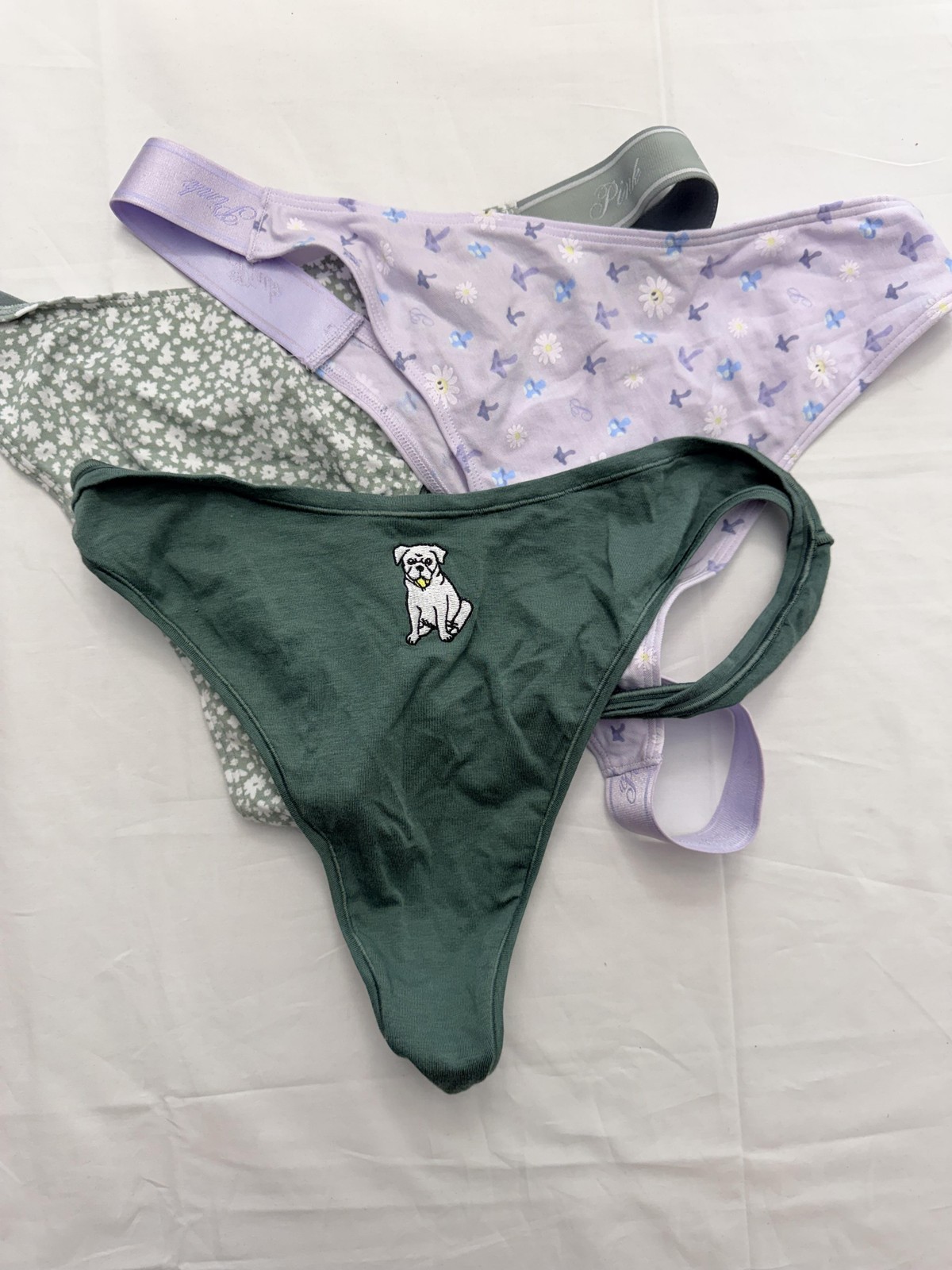 PINK Victoria’s Secret Thong Panties Womens XXL Multicolor Floral 3 Pack NWT