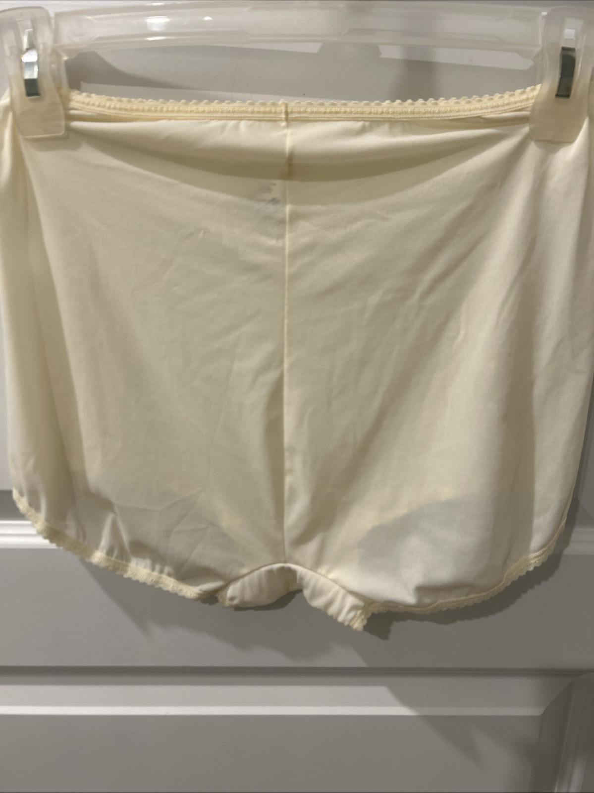 NEW Bali Skimp Skamp Nylon Panties Style #2633, Ivory Size 10 (3XL)