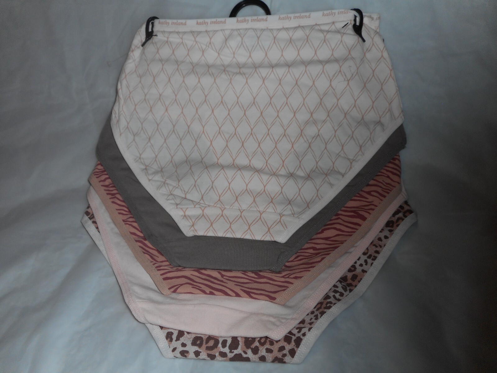 Kathy ireland 5 Pack Multicolor Cotton/Spandex Briefs Sizes Medium & Large