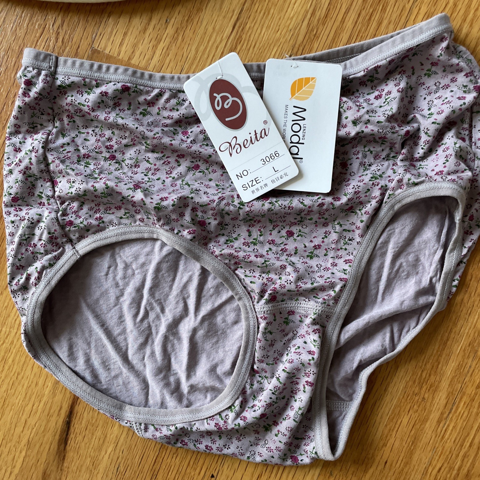 8 Pairs Of Women Sz S (or Asian L) Cotton Blend Briefs Underwear NWT Assorted