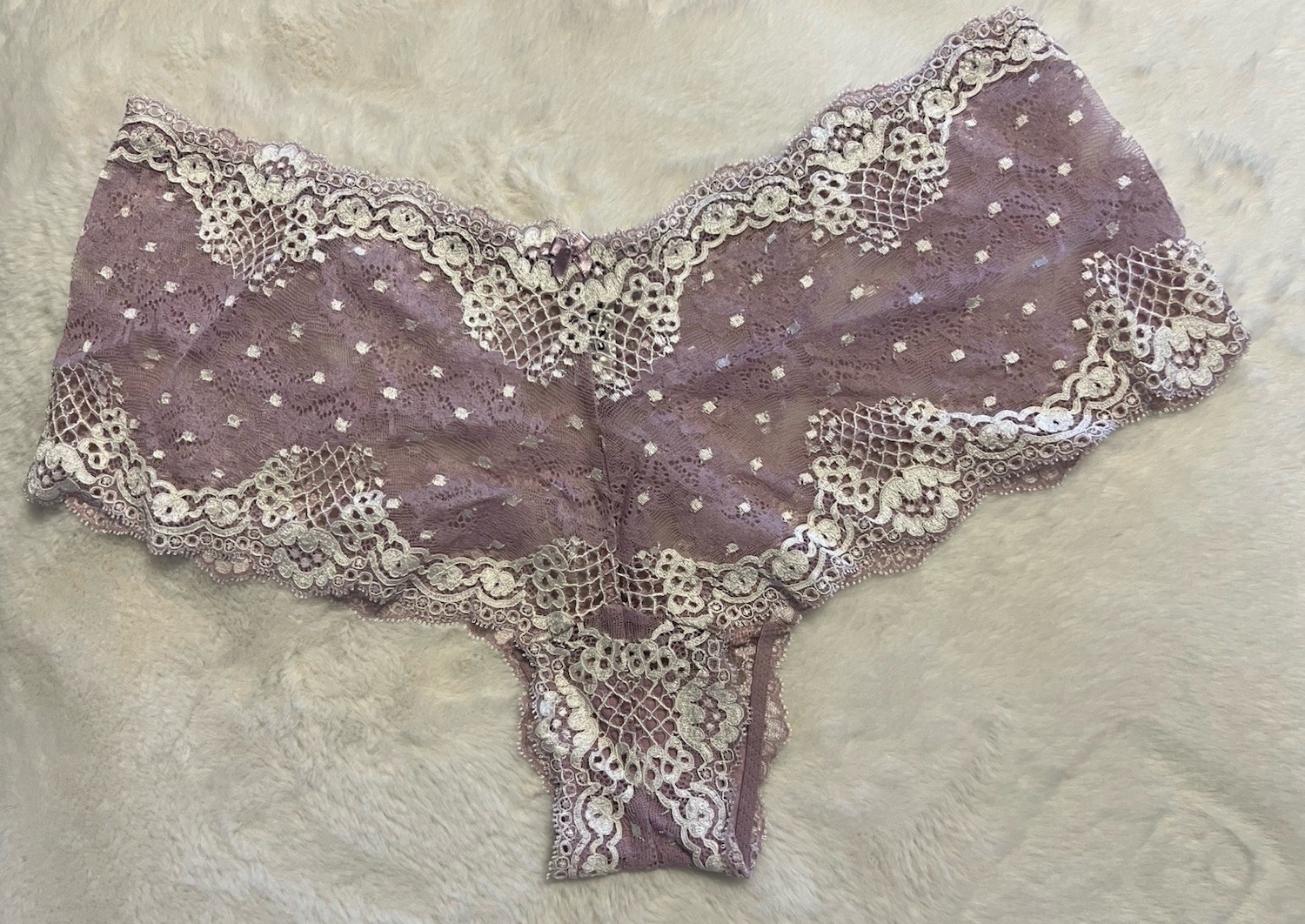 NWOT FELINA Intimates Ladies’ Lavender/White Lace; sz L; Beautiful and Sexy!