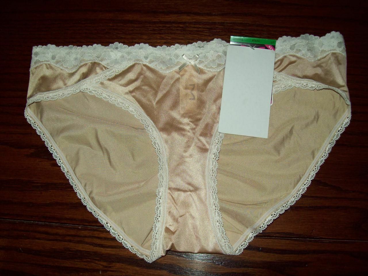 NWT Maidenform Lace Trim Bikini Panties smooth nylon ruched DM0016 WT1 NUDE XL