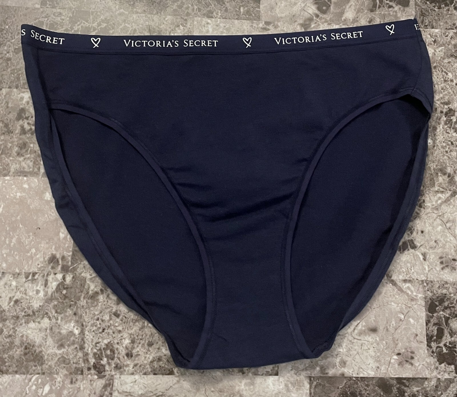 VICTORIA’S SECRET L NAVY BLUE HEART LOGO LIGHTWEIGHT BAND HIGH LEG BRIEF PANTIES