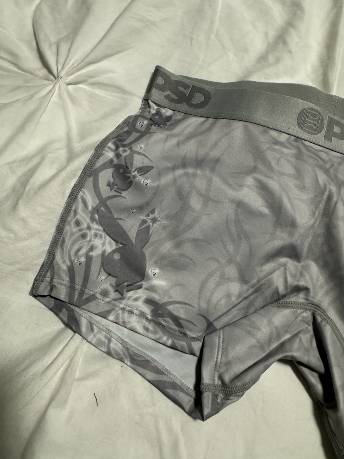 New Women’s PSD Playboy Bunny Silver Comfy Boyshorts Underwear Sz M