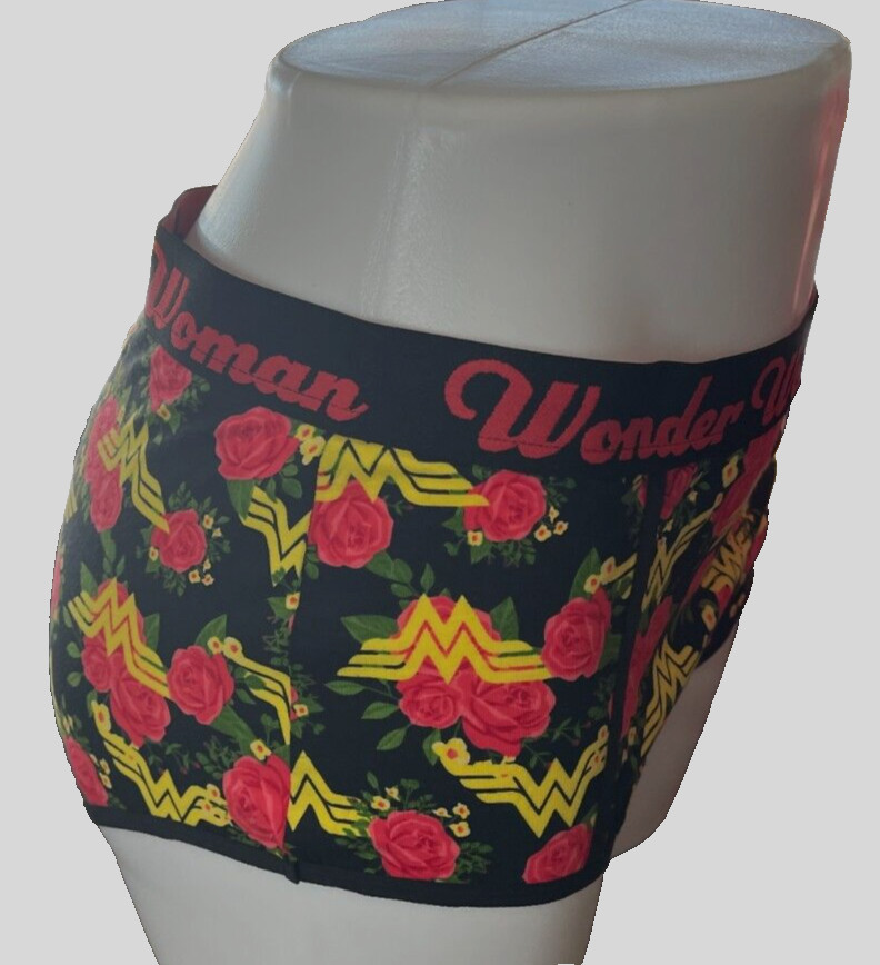 DC Comics +2 Wonder Woman Rose Print Logo Elastic Waistband Cotton Brief Panties