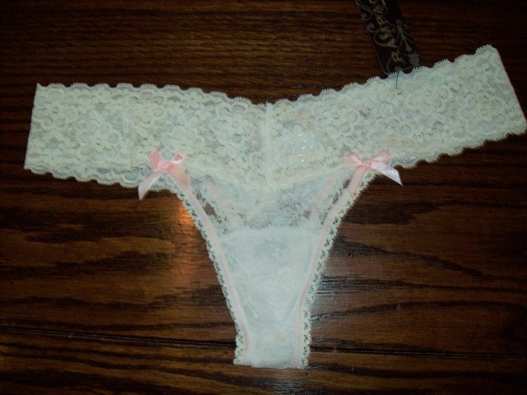 NWT RAMPAGE STRETCH LACE THONG PANTIES NYLON SPANDEX IVORY / PINK S L