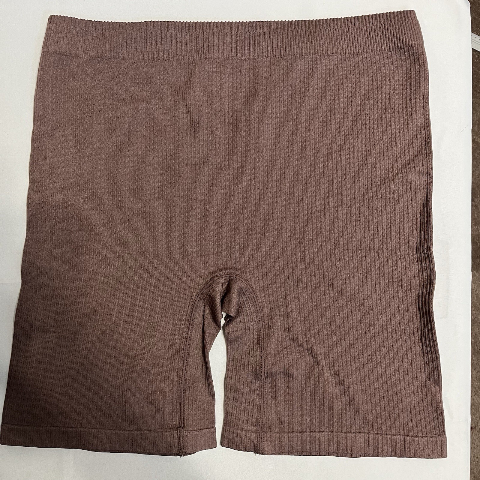 New Breezies 4 Pk Seamless Smoothing Mid-Thigh Boy Shorts Panties Neutrals