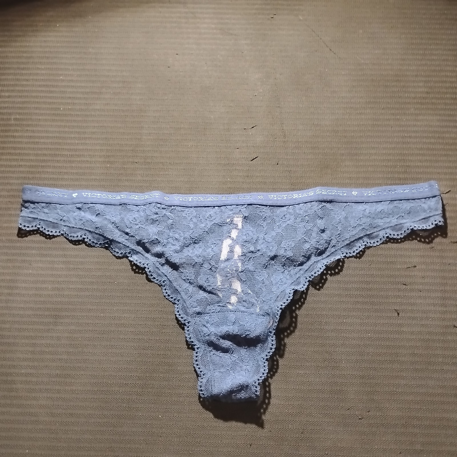 NWT Victoria’s Secret Navy Blue Lace Panties Thong Size Large Sheer Lace