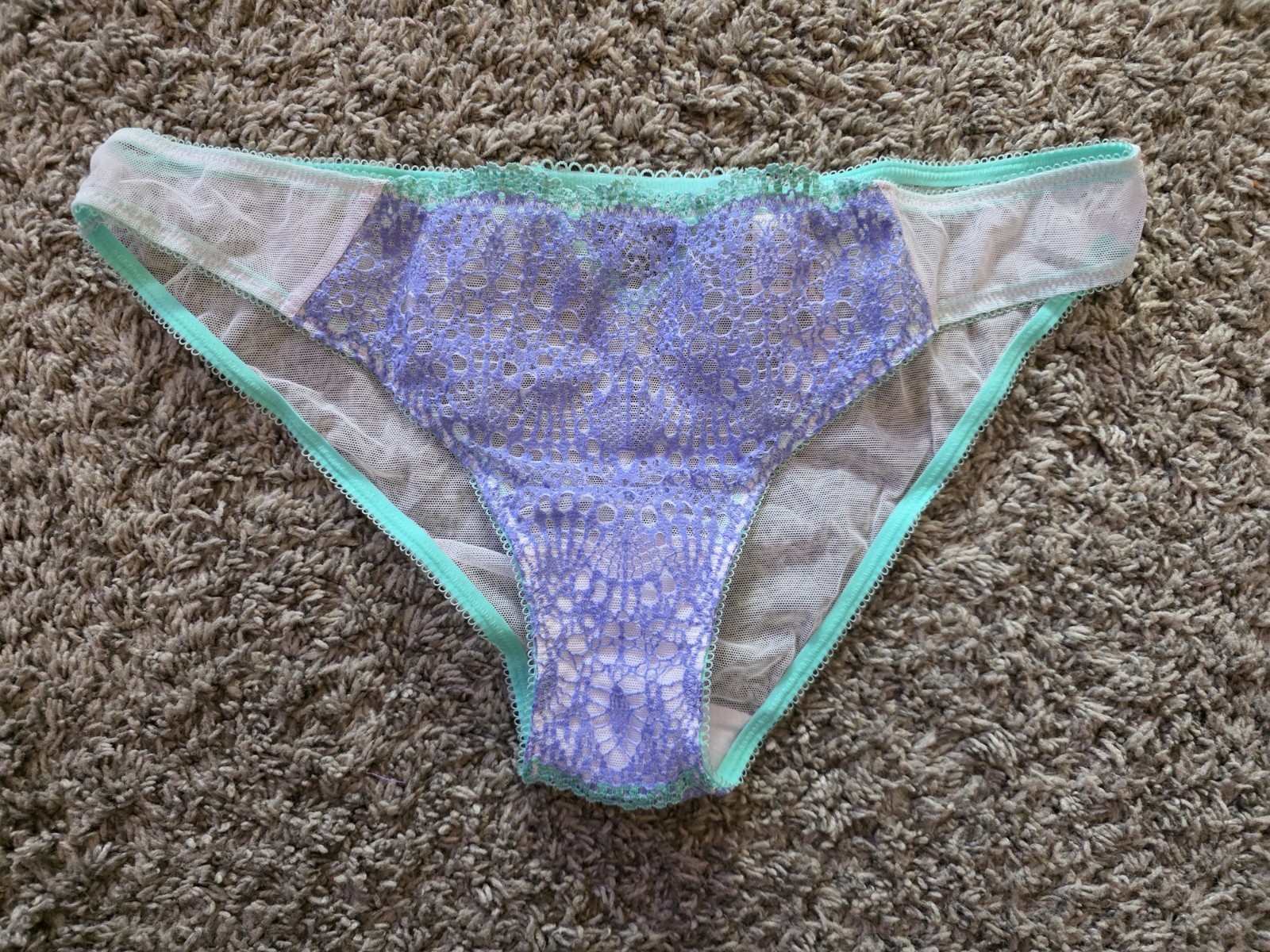 NWT Victoria Secret Underwear Sz Medium, Mint Trim, Lavendar Lace, White Mesh