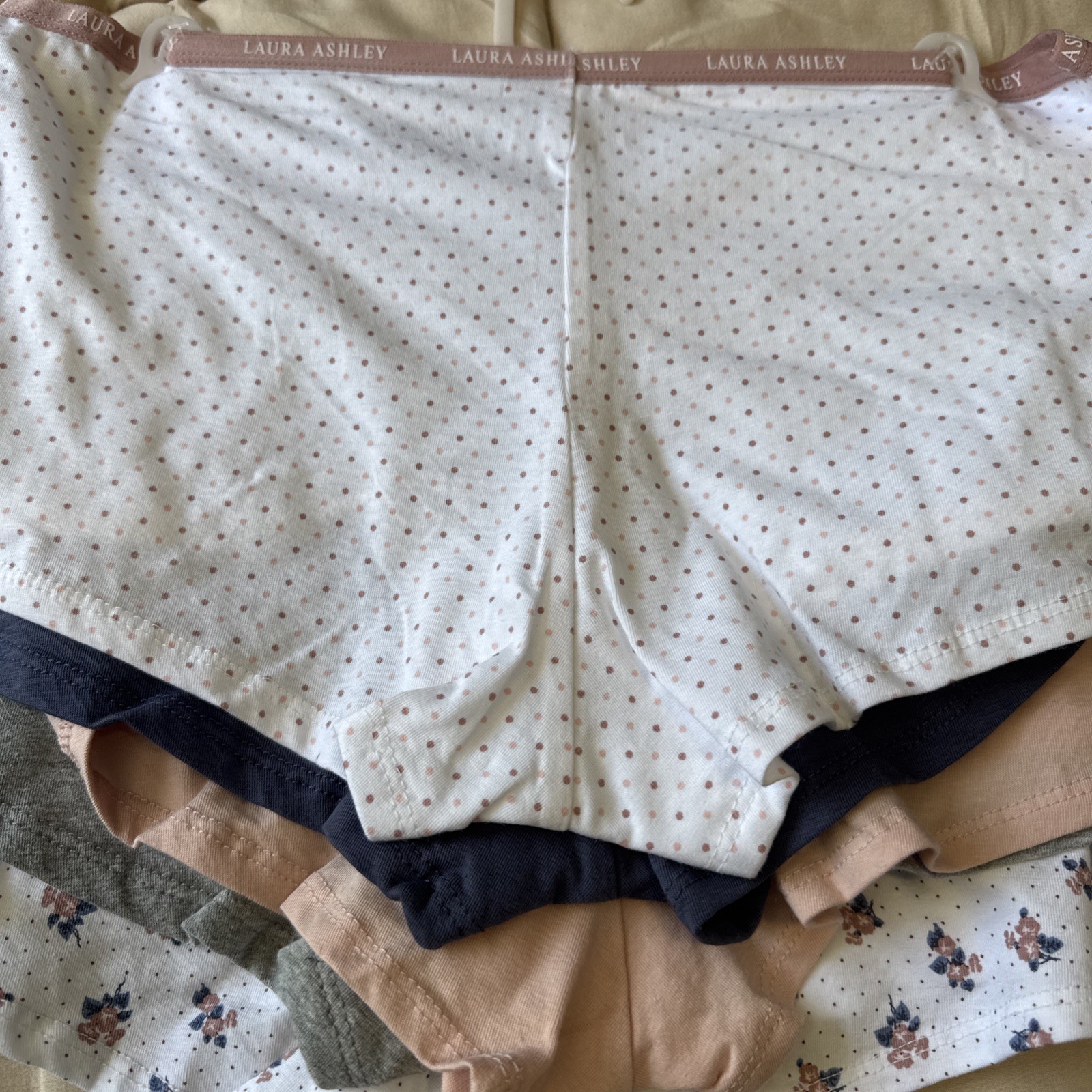 Laura Ashley Panties Boyshorts Underwear 5 Pack Size XL Bottoms Cotton Floral