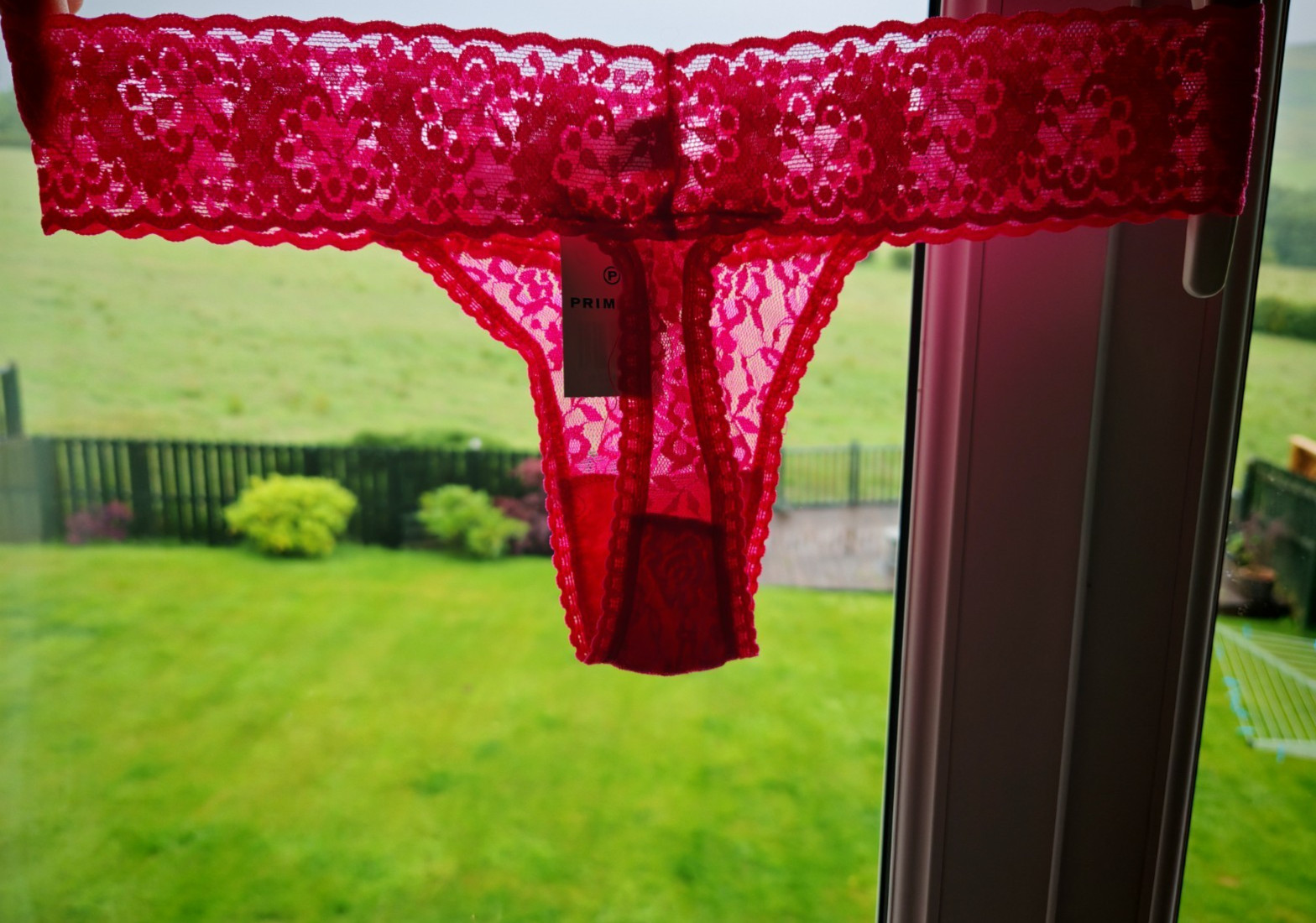 Primark Secret Possessions Fuchsia Pink Lacey Thong Size Medium 12 To 14