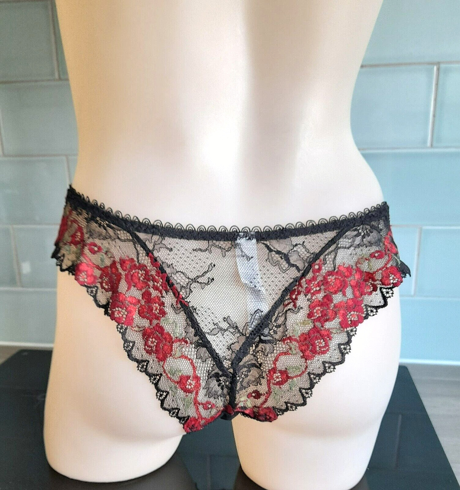 Lejaby MOULIN ROUGE Black/Red/Green Sheer lace Tangas 2761
