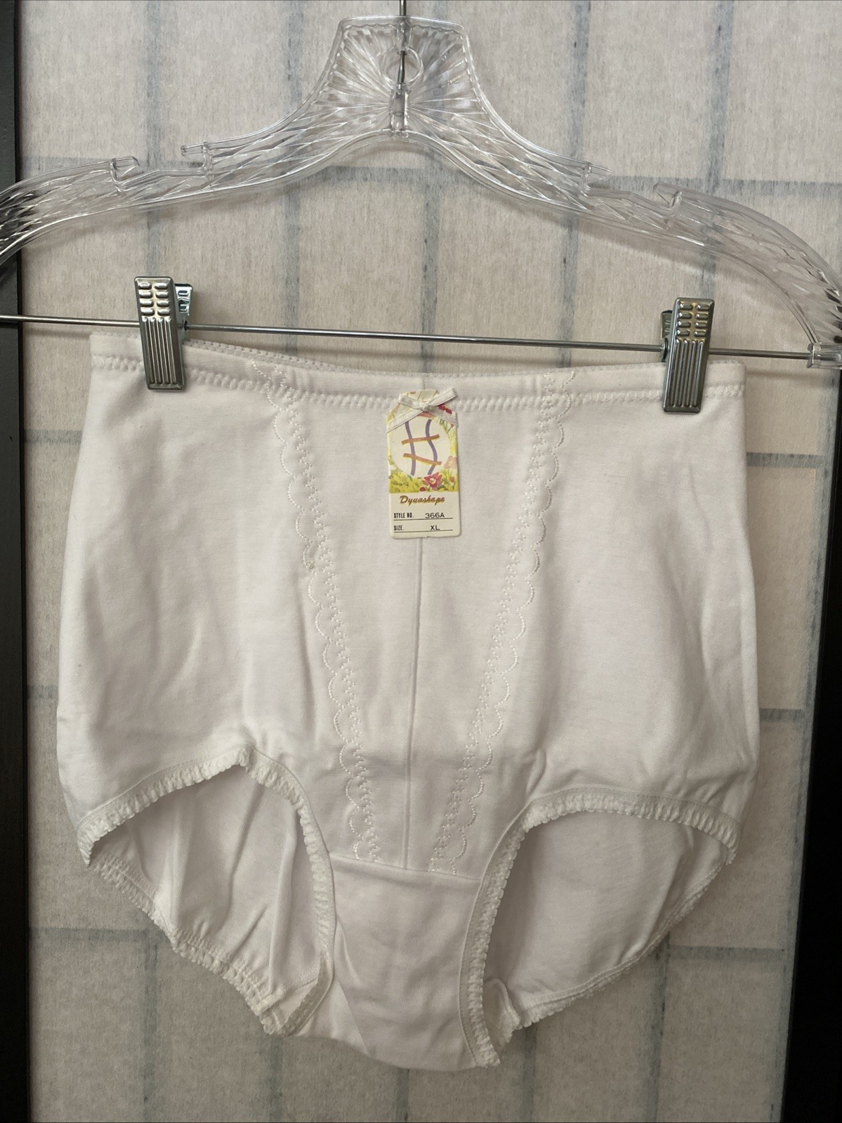 NWT European Style Shaper Briefs Panties USA Size S/M, White