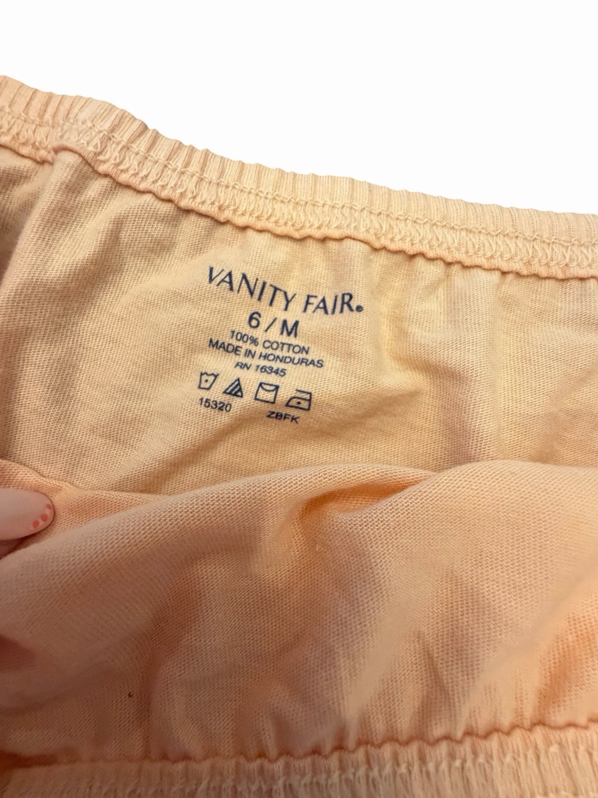 Vanity Fair Perfectly Yours Tailored Cotton Brief Peach Size 6 Medium 15320 NEW