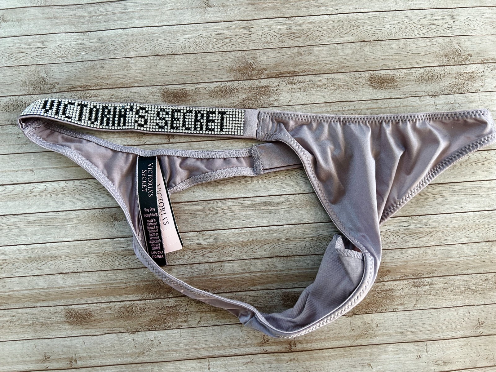 NWT Victoria’s Secret Very Sexy Bombshell Shine Strap Thong Panty XL