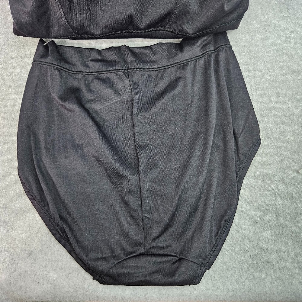 Bali Smoothing Ultra Light Brief Panties 2 Pairs Size S Style DFMEB3 Black