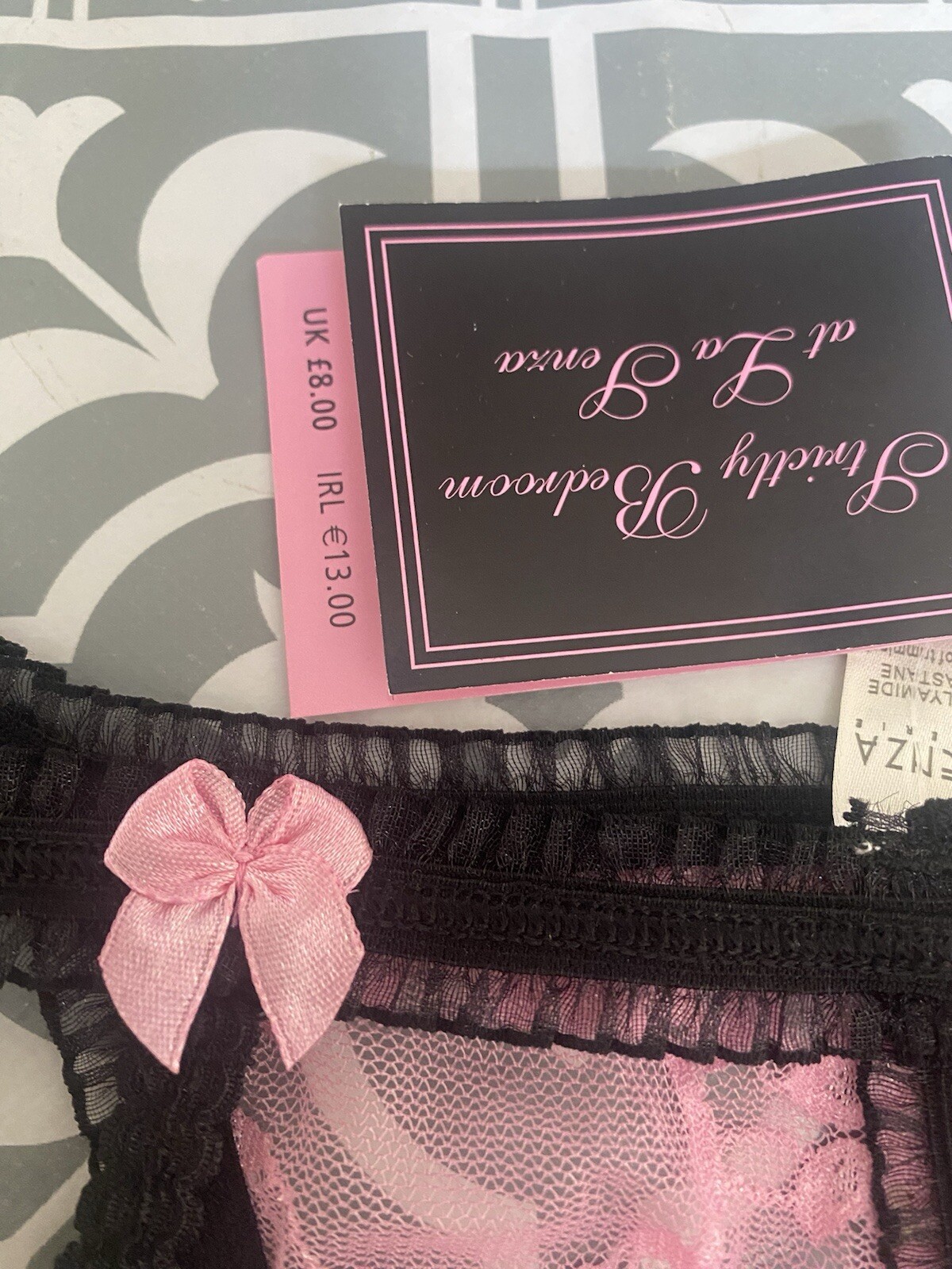 La Senza Ruffle Lace Suspender- Thong Black / Pink Size Uk 10 EUR 38