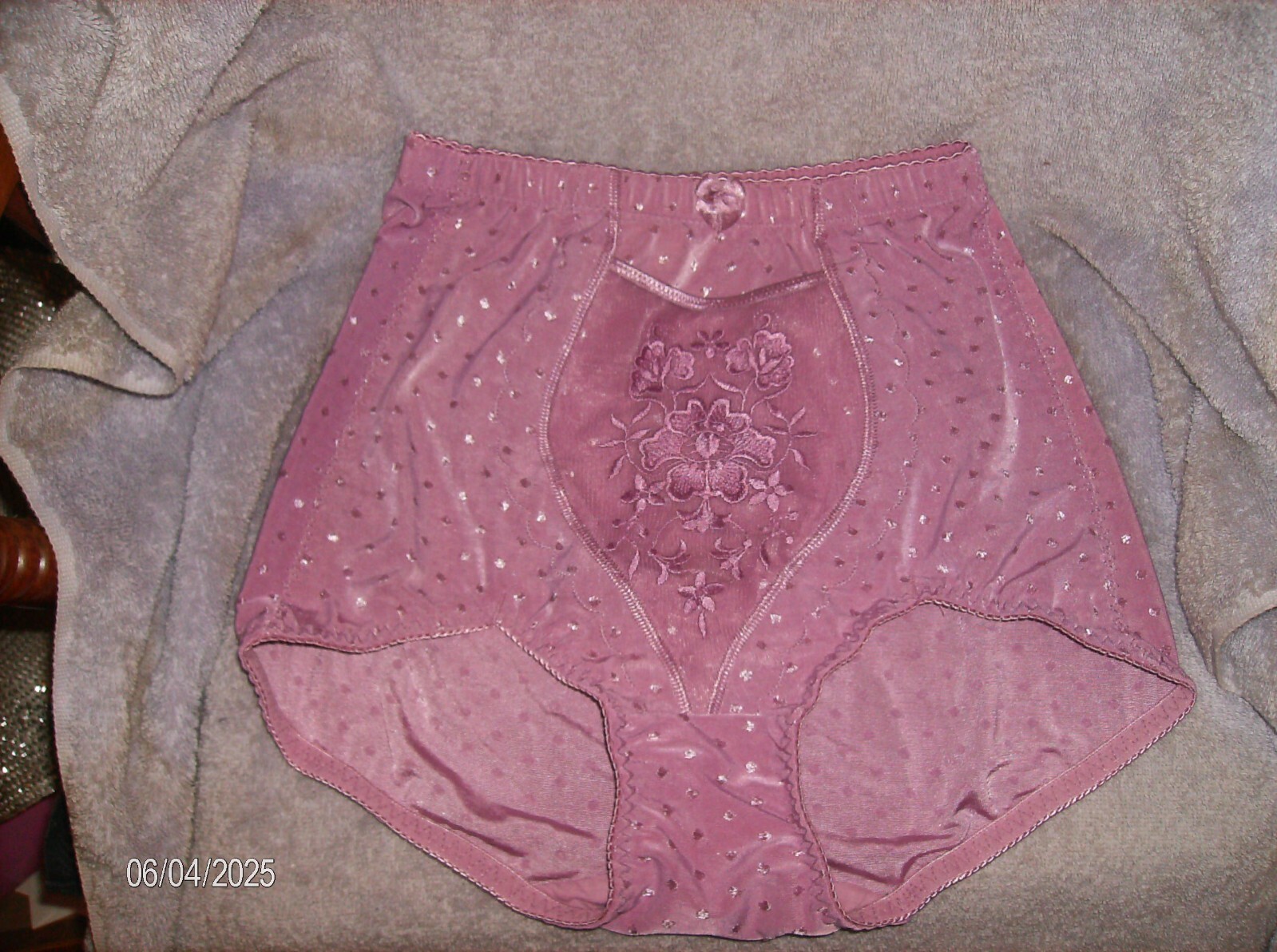 CROWN-ETTE PINK SHAPER PANTIES SZ 30 COTTON CROTCH VINTAGE NEW