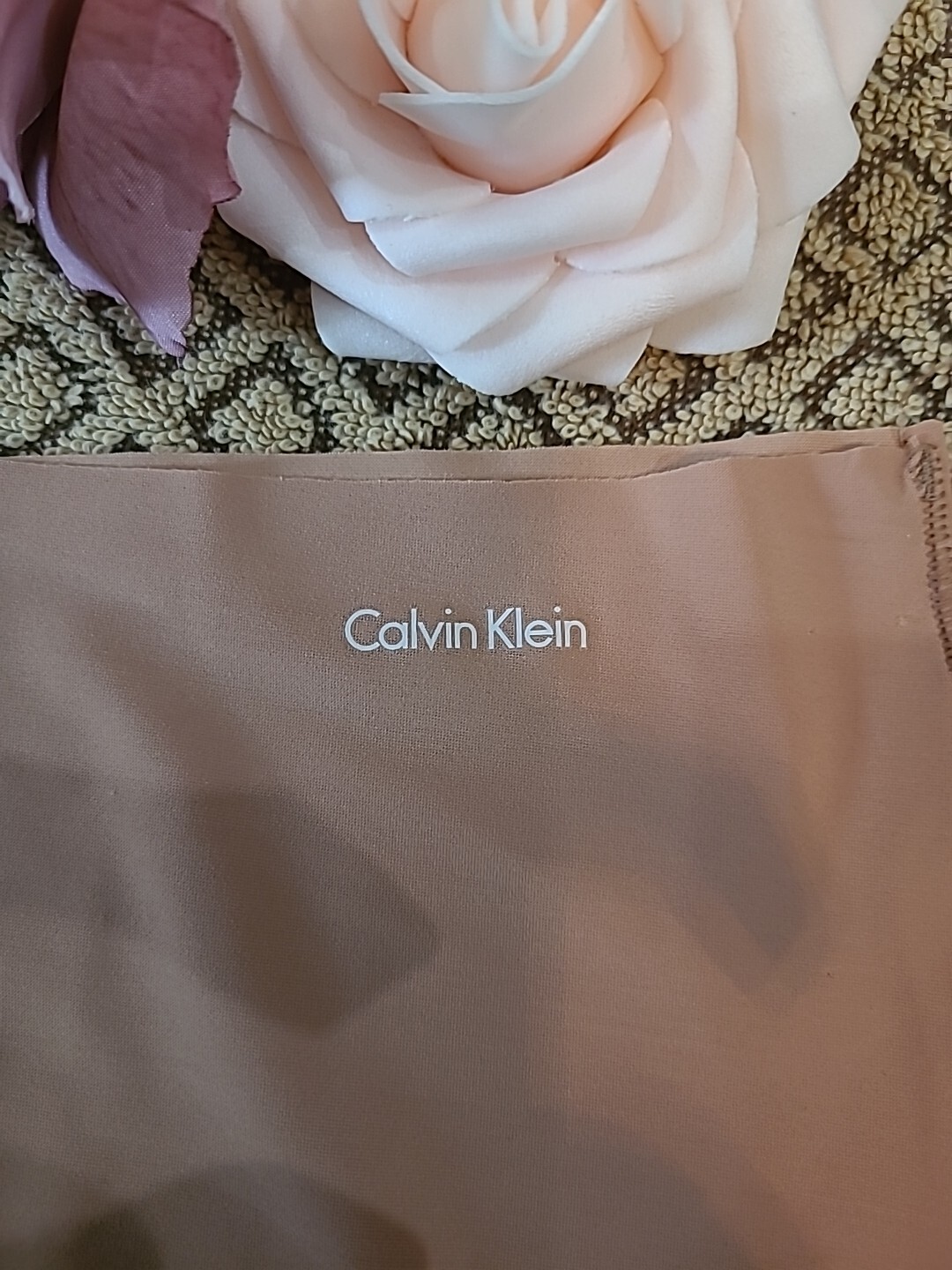 CALVIN KLEIN Logo Champagne Beige Slinky Hipster Panty3429 nwt $15.00