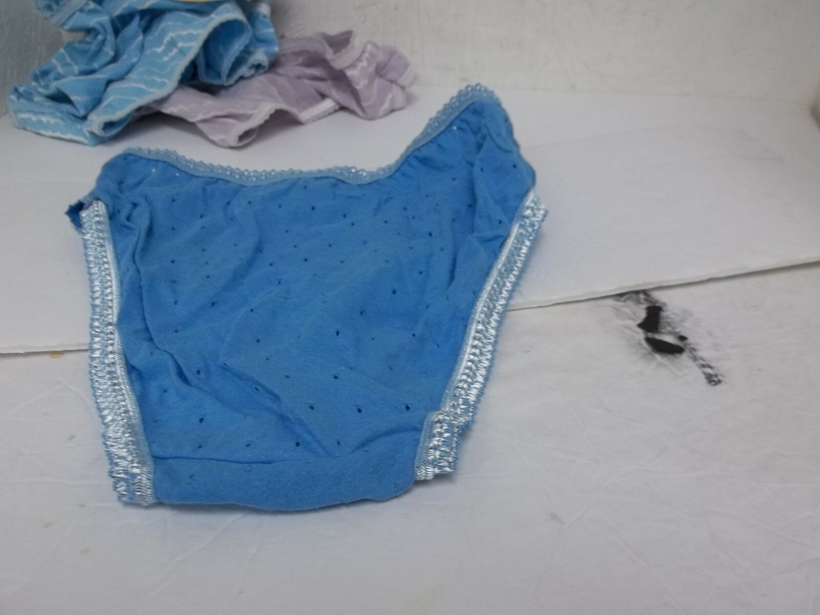 Celebrity Intimates Women’s Panties 3 Pairs Assorted Size 5 New !!!
