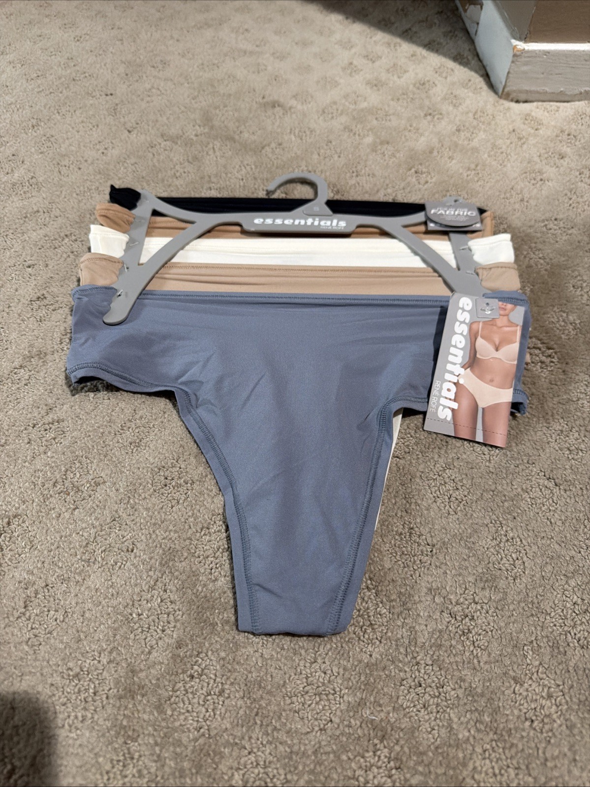 Essentials By Rene Rofe 5pk Flexible Fit Hi-Waist Thongs. Sz. S. NWT!