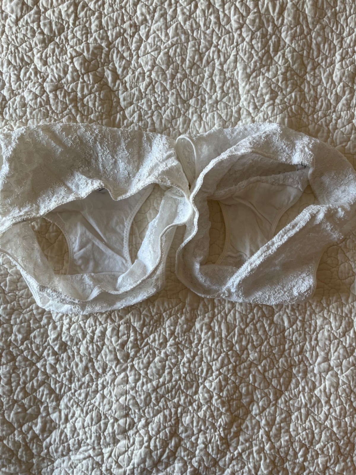 Dior 2 pc Lace Panty Set in White. size 6 M 7 L. FREE SHIPPING!