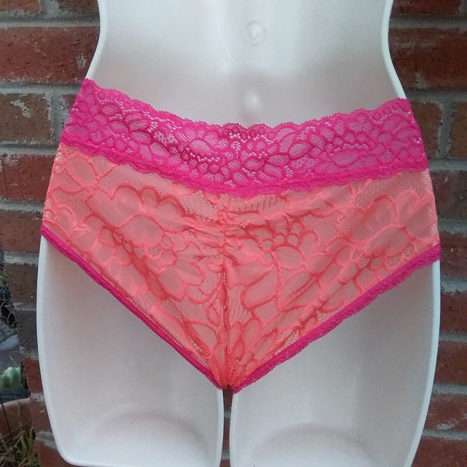 Vintage 1990’s Pink & Peach Lace Panties “NEW” FAMOUS MAKER No Tags 3pr XS *READ