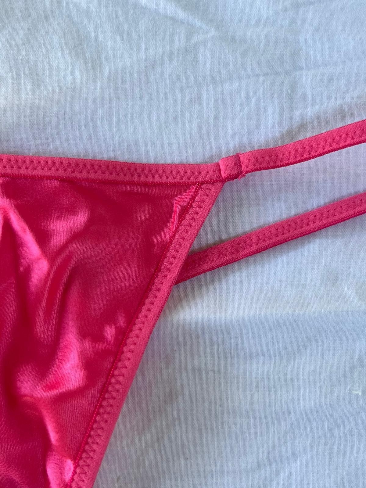 HOT PINK Vintage Victoria’s Secret Sexy Silky Vstring Thong Panty M New