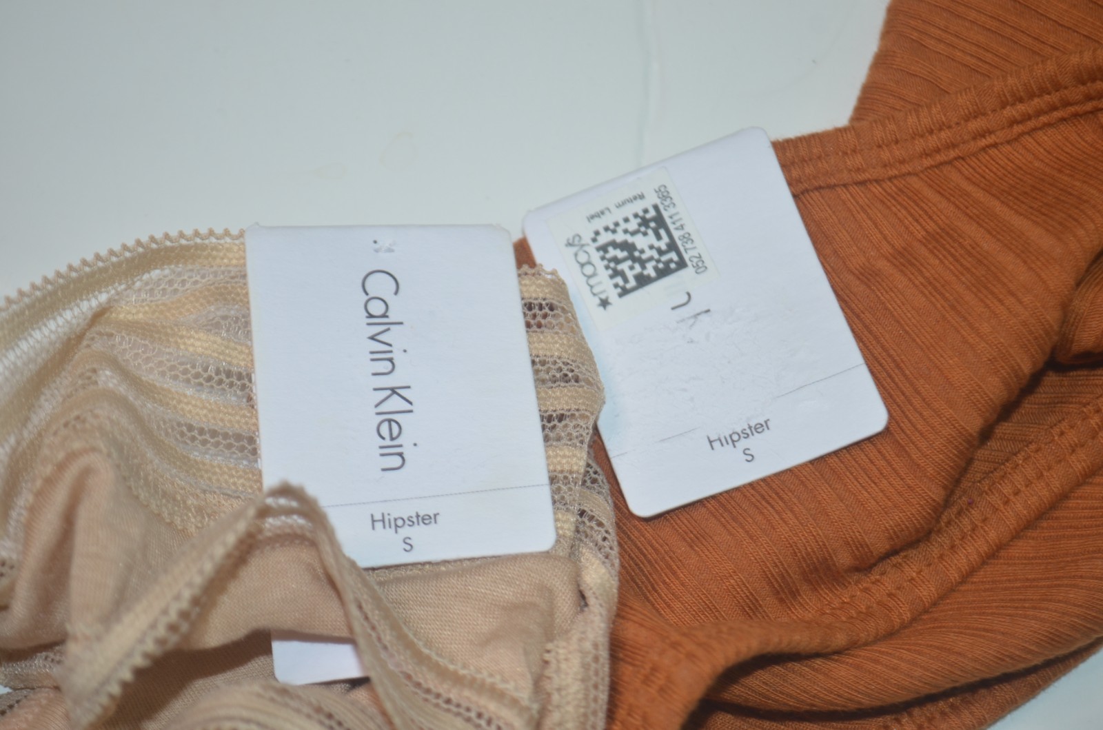 2 Pack NWT CALVIN KLEIN Assorted Hipster Underwear Sz S
